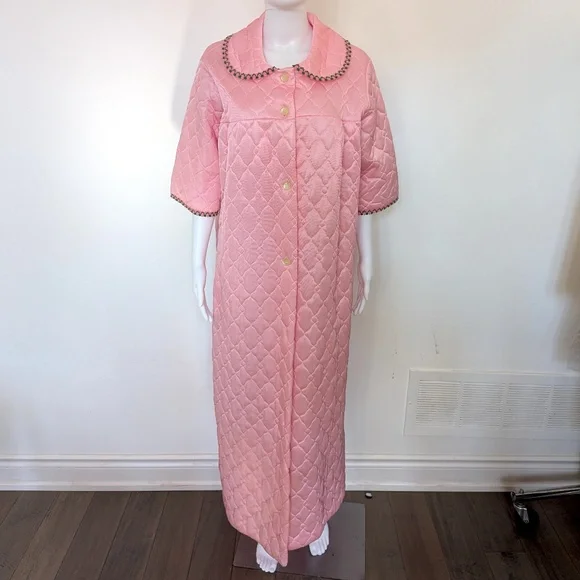 VINTAGE 1960s Pink Robe - Picture 1 of 4